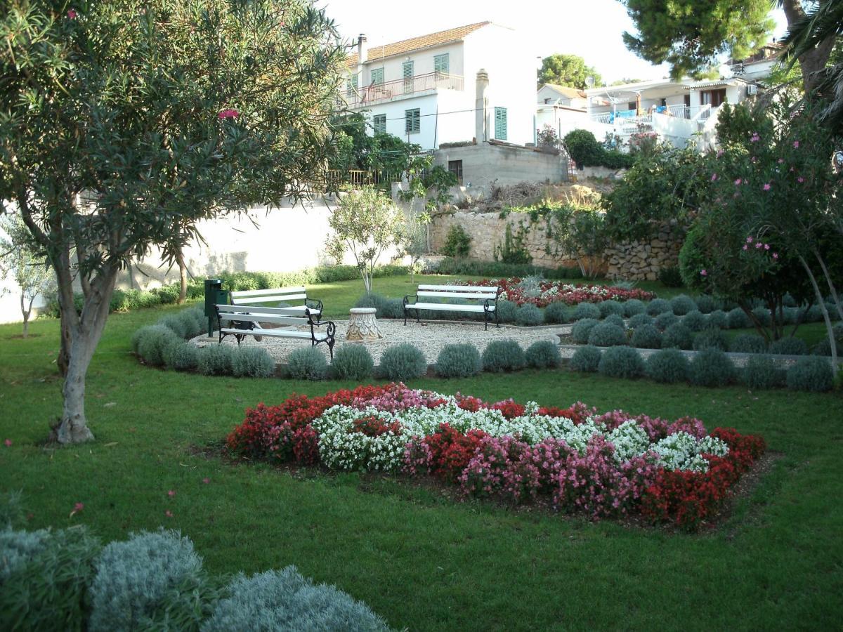 Tisno Resort Eksteriør bilde